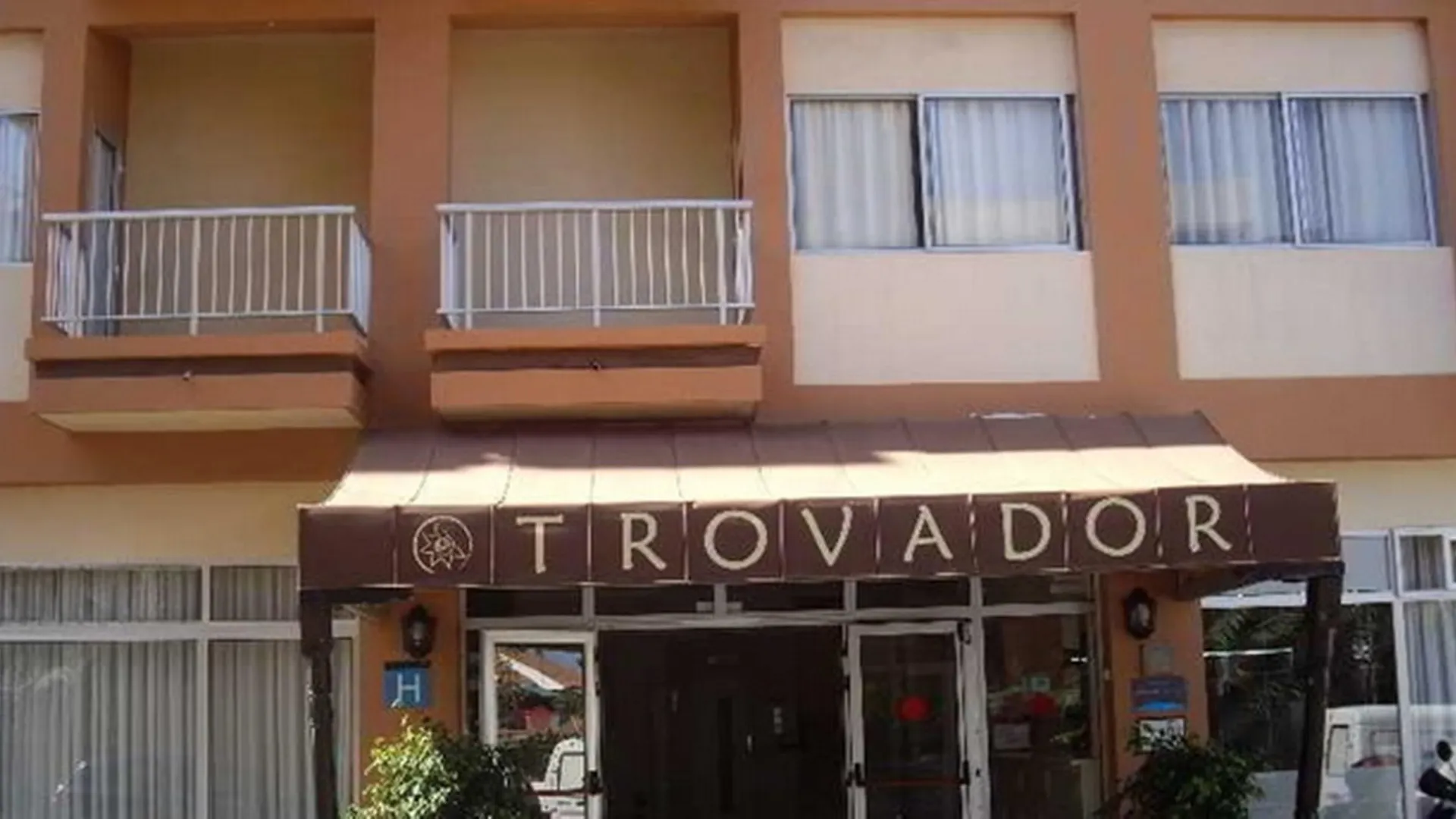 Hotel Trovador Puerto de la Cruz  3*, Puerto de la Cruz (Tenerife) Spain